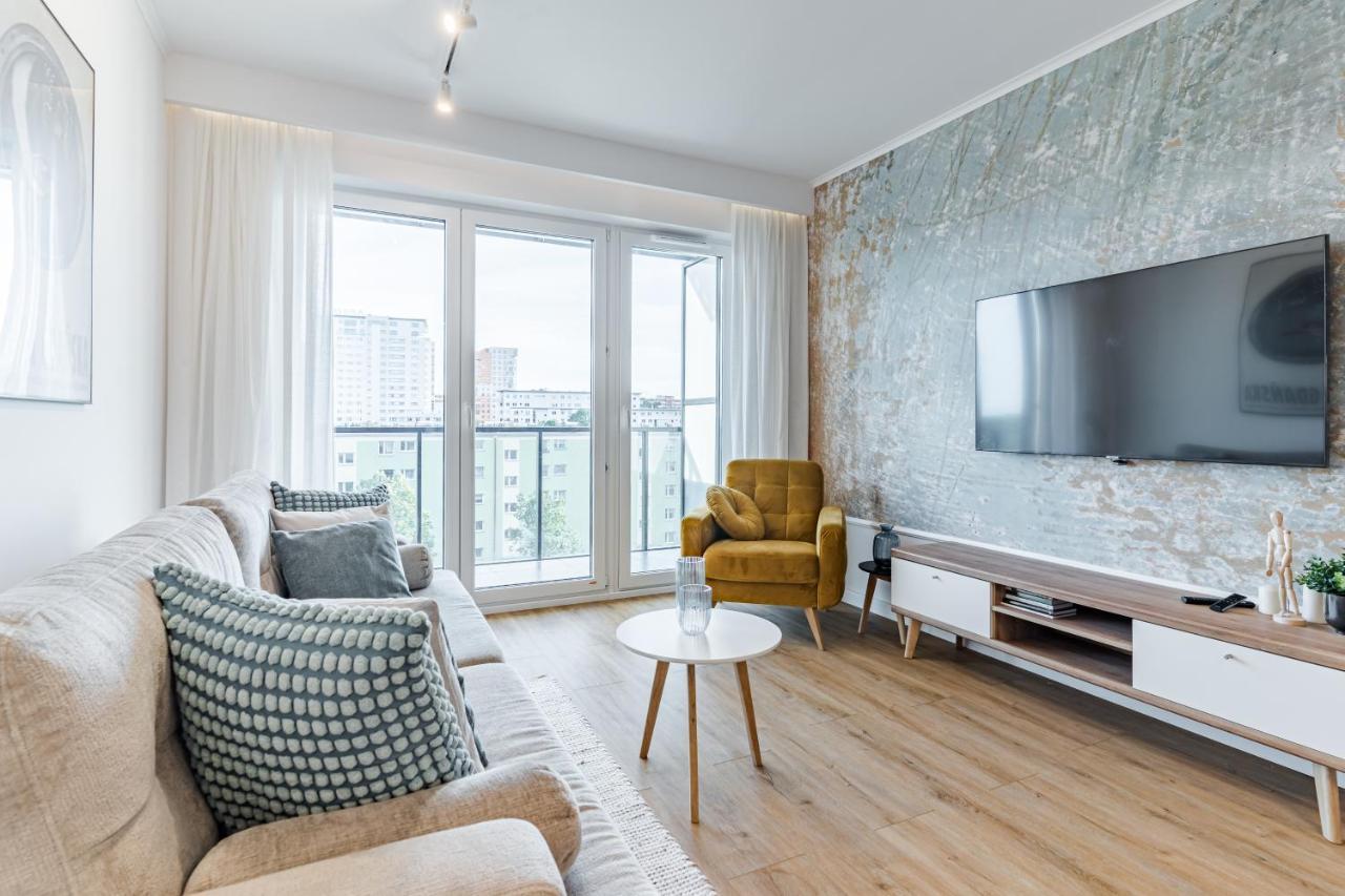 Golden Reagan By Aparo - Nowy Apartament, Winda, Lozeczko Turystyczne, Plaza 500m, Balkon, 2 Sypialnie Oraz Salon, Rowerownia, Biurko *